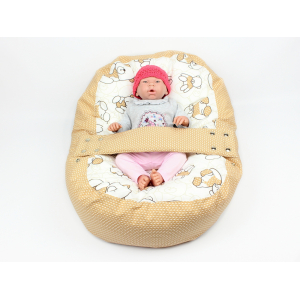 Pelíšek pro miminka, kojenecký relaxační polštář MÉĎA HNĚDÝ